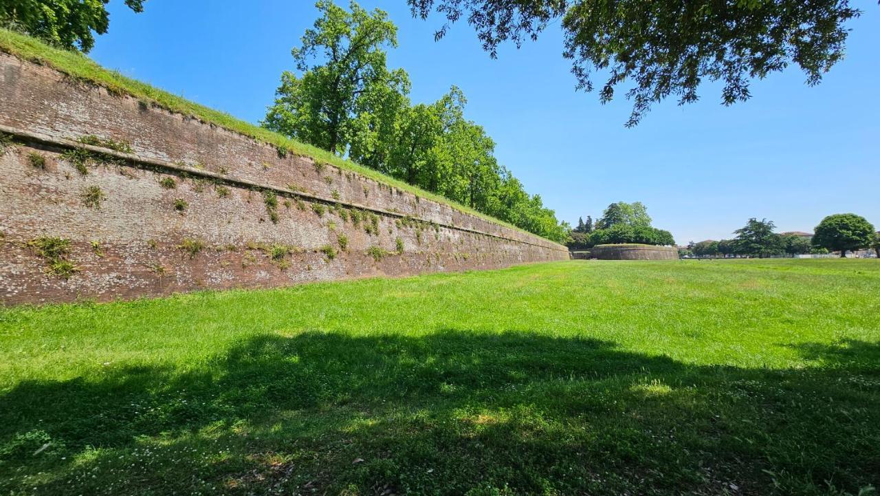 Cozybricks In Lucca - Apartments In Lucca Historical Center - Air Cond & Wifi - Eksteriør billede
