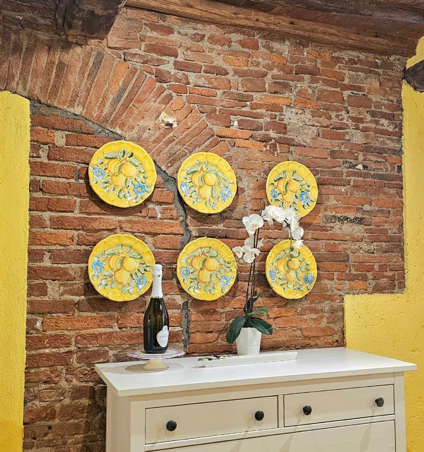Cozybricks In Lucca - Apartments In Lucca Historical Center - Air Cond & Wifi - Eksteriør billede