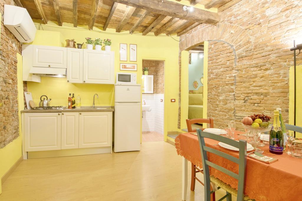 Cozybricks In Lucca - Apartments In Lucca Historical Center - Air Cond & Wifi - Eksteriør billede